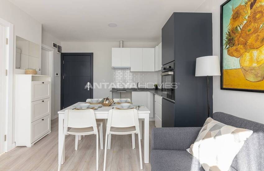 Real Estate with High Rental Income Potential in Antalya Kepez 18