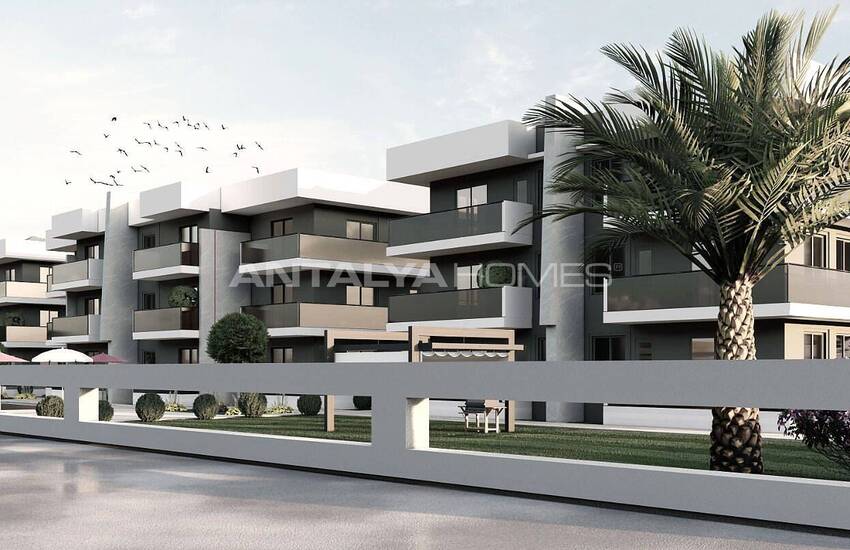 املاک نوساز شیک در مجتمعی با استخر در کادریه 8