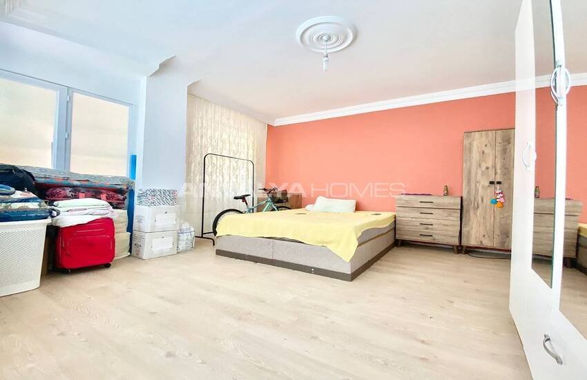 Furnished Apartment Close to City Center in Antalya Muratpasa 8