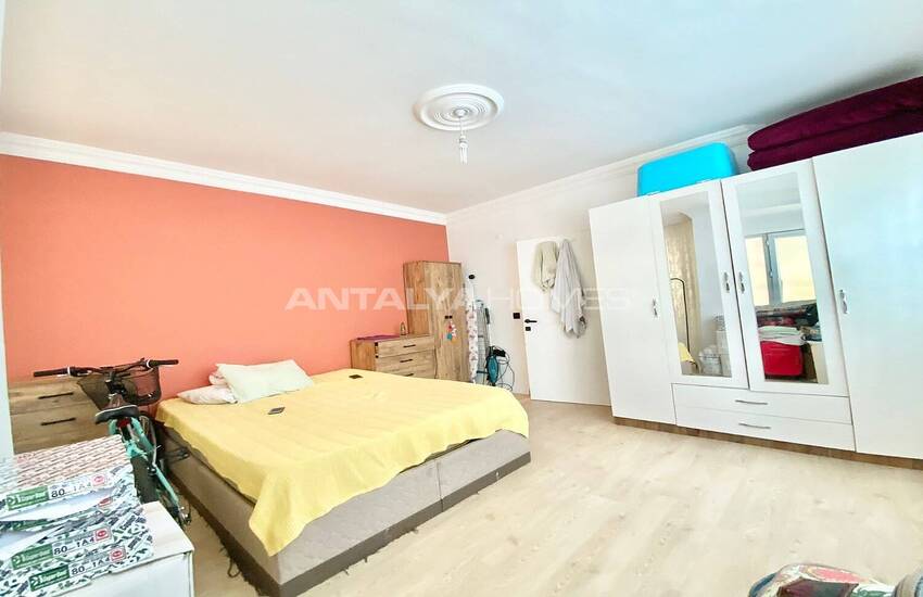 Furnished Apartment Close to City Center in Antalya Muratpasa 11