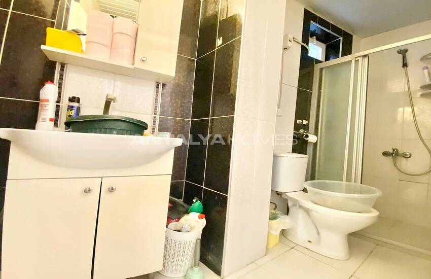 Furnished Apartment Close to City Center in Antalya Muratpasa 12