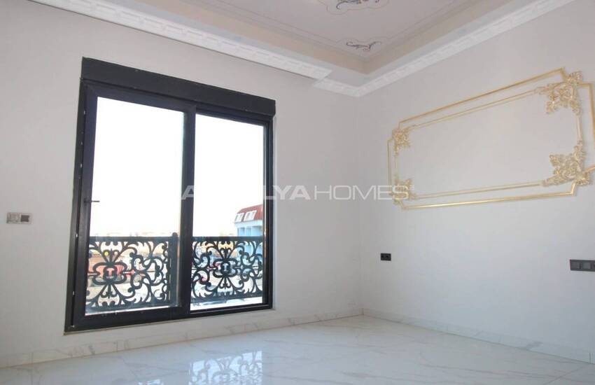 ویلاهایی با استخر و باغ نزدیک به زمین گلف در بلک 26