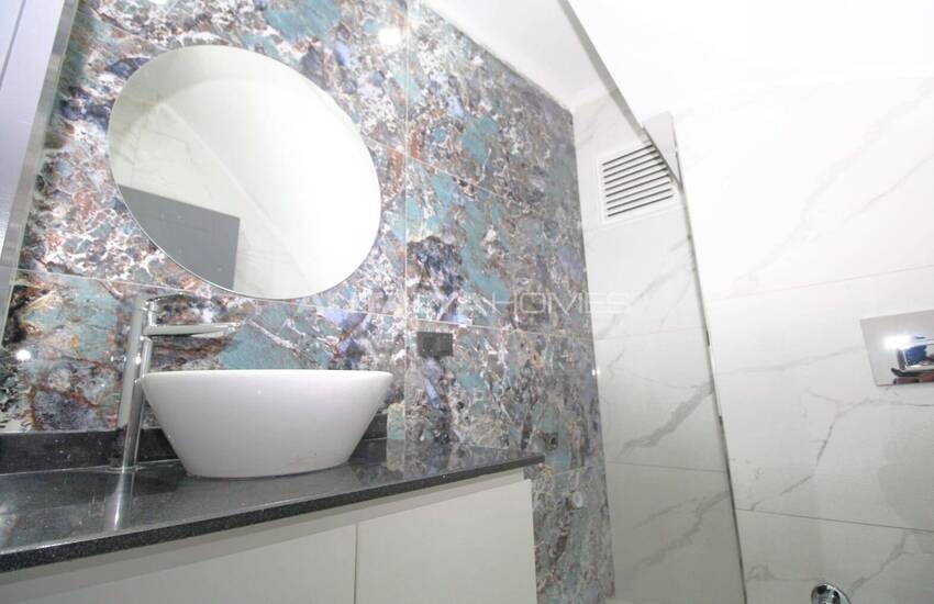 ویلاهایی با استخر و باغ نزدیک به زمین گلف در بلک 27