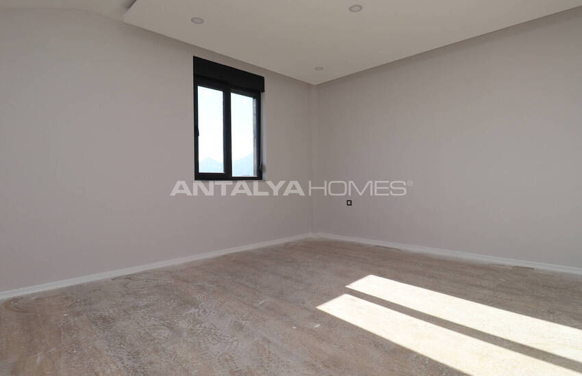 Apartments with En-suite Bathroom in Bahceyaka Dosemealti 11