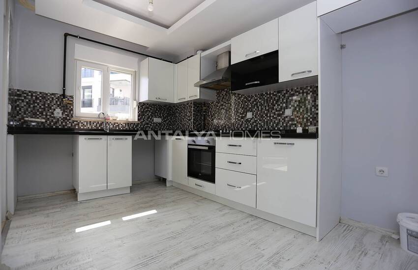 Well-located Apartment with 2 Bedrooms in Antalya Konyaalti 8