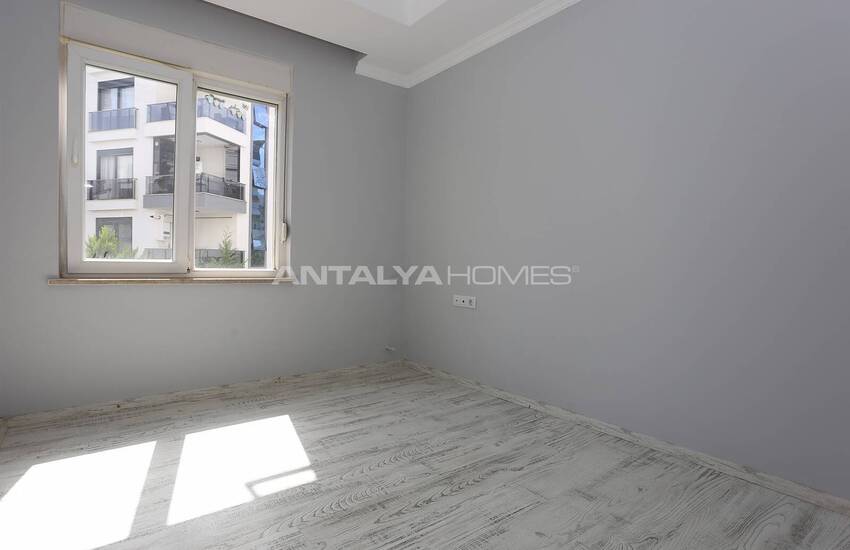 Well-located Apartment with 2 Bedrooms in Antalya Konyaalti 12