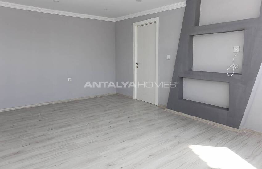 Spacious Apartment with Indoor Car Park in Antalya Muratpasa 26