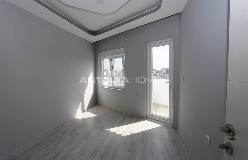 Spacious Apartment with Indoor Car Park in Antalya Muratpasa 28