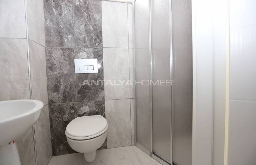 Spacious Apartment with Indoor Car Park in Antalya Muratpasa 29