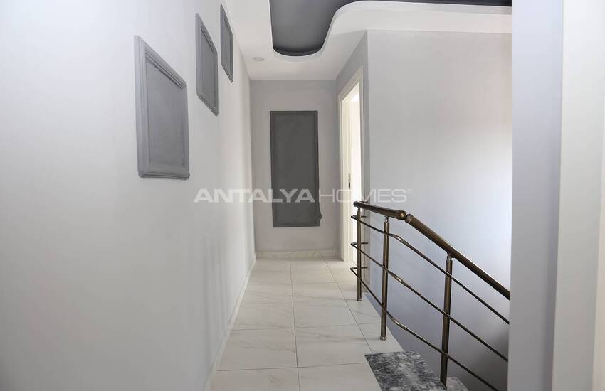 Spacious Apartment with Indoor Car Park in Antalya Muratpasa 32