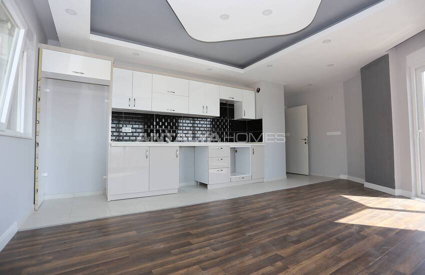 Spacious Apartment with Indoor Car Park in Antalya Muratpasa 15