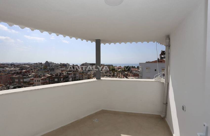Spacious Apartment with Indoor Car Park in Antalya Muratpasa 38