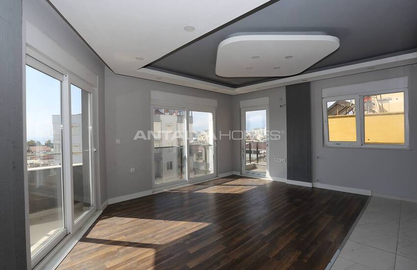 Spacious Apartment with Indoor Car Park in Antalya Muratpasa 16