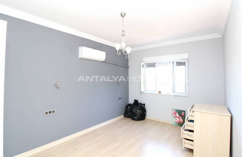 Spacious House in Complex with Large Garden in Antalya Kadriye 17