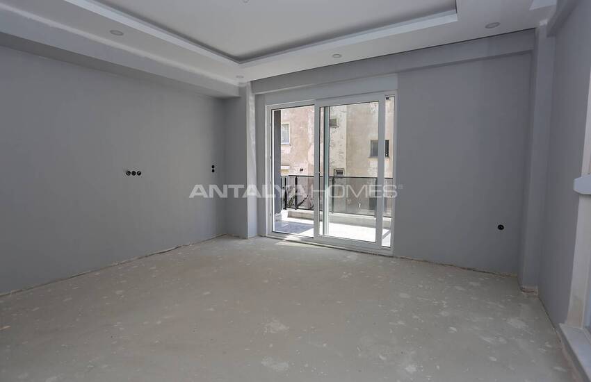 Well Located Property with Underfloor Heating in Muratpasa Antalya 5