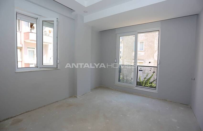 Well Located Property with Underfloor Heating in Muratpasa Antalya 9