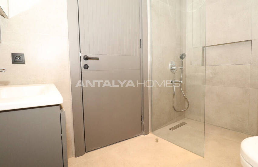 Wohnungen Mit Privagarten Und Terrasse In Antalya Altintas 33