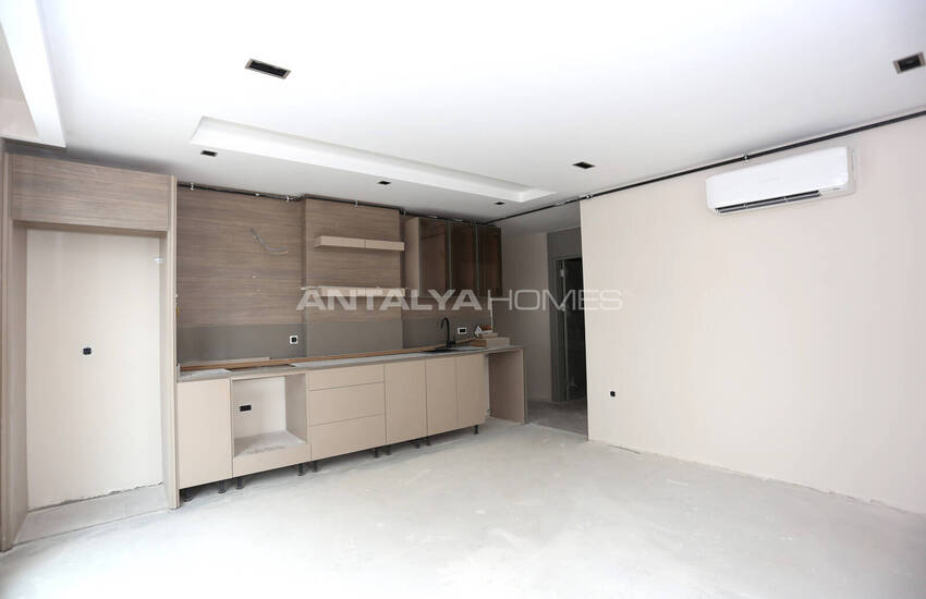 Apartments in a Complex with Parking Lot in Konyaalti Antalya 9