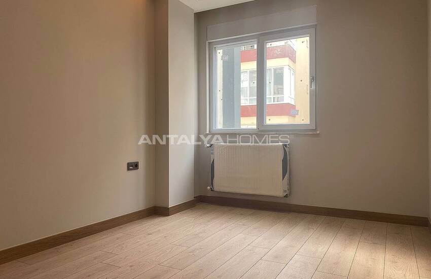 3 Bedroom Flat with Gas Combi in Muratpasa Kizilarik 18
