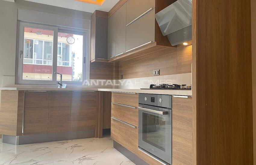 3 Bedroom Flat with Gas Combi in Muratpasa Kizilarik 9