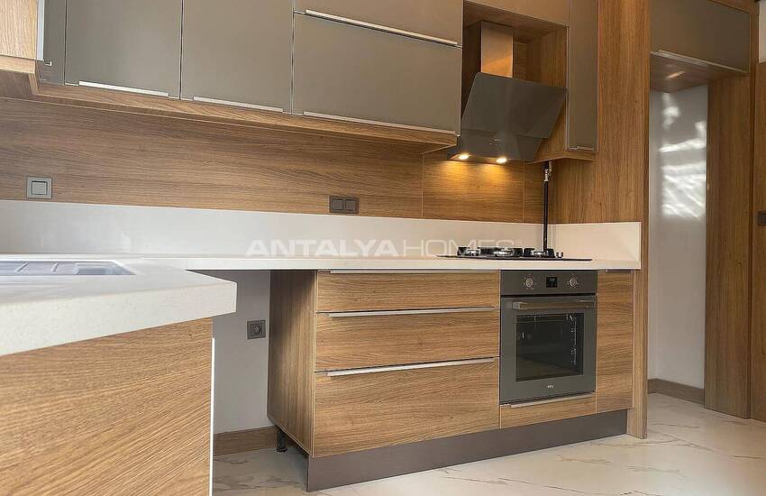 3 Bedroom Flat with Gas Combi in Muratpasa Kizilarik 10