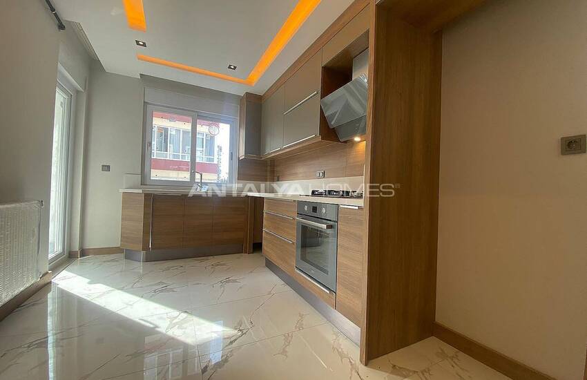 3 Bedroom Flat with Gas Combi in Muratpasa Kizilarik 12