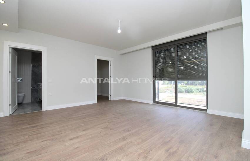 Triplex Villa with Private Pool and Elevator in Antalya 25