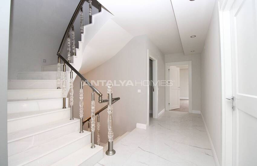 Triplex Villa with Private Pool and Elevator in Antalya 30