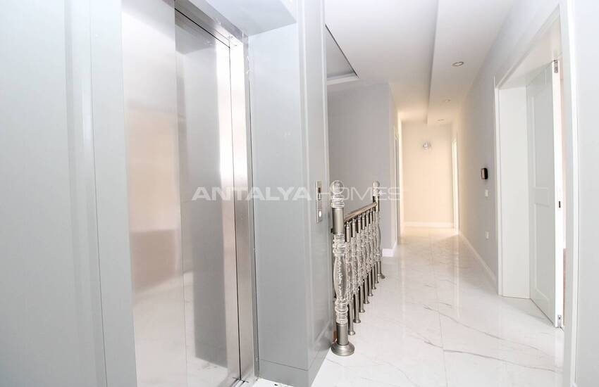 Triplex Villa with Private Pool and Elevator in Antalya 31