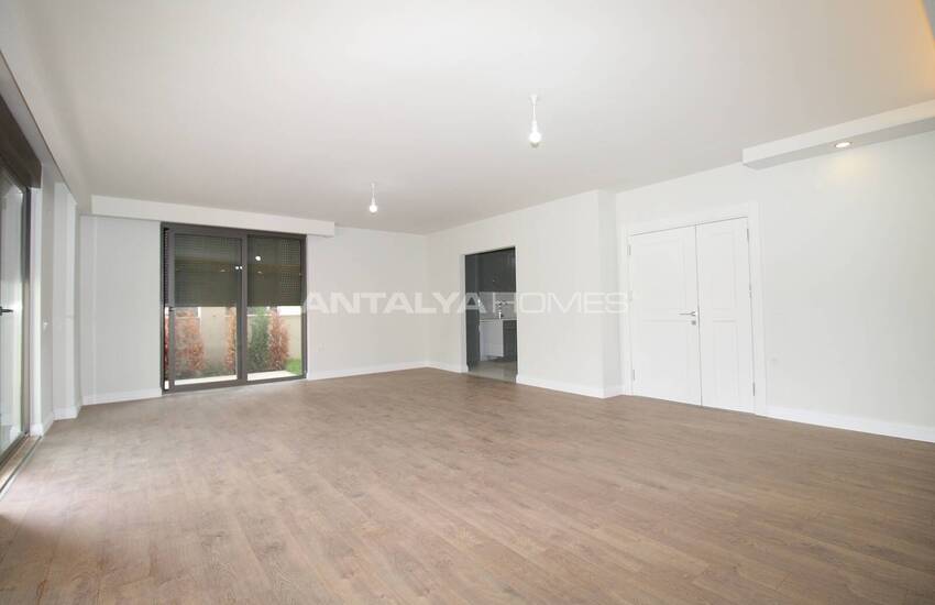 Triplex Villa with Private Pool and Elevator in Antalya 10