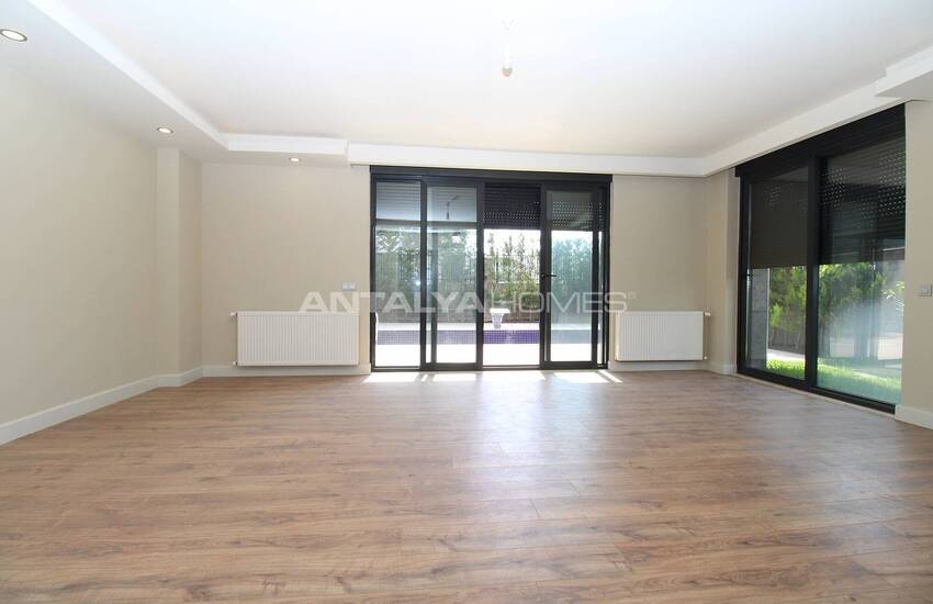 Turnkey Triplex Villas with Private Pool in Antalya Guzeloba 10