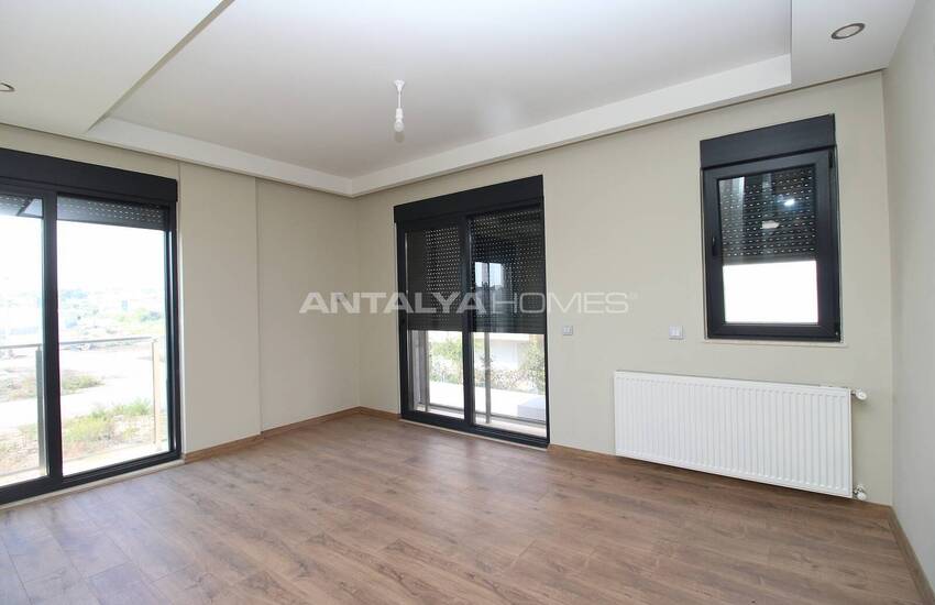 Turnkey Triplex Villas with Private Pool in Antalya Guzeloba 46