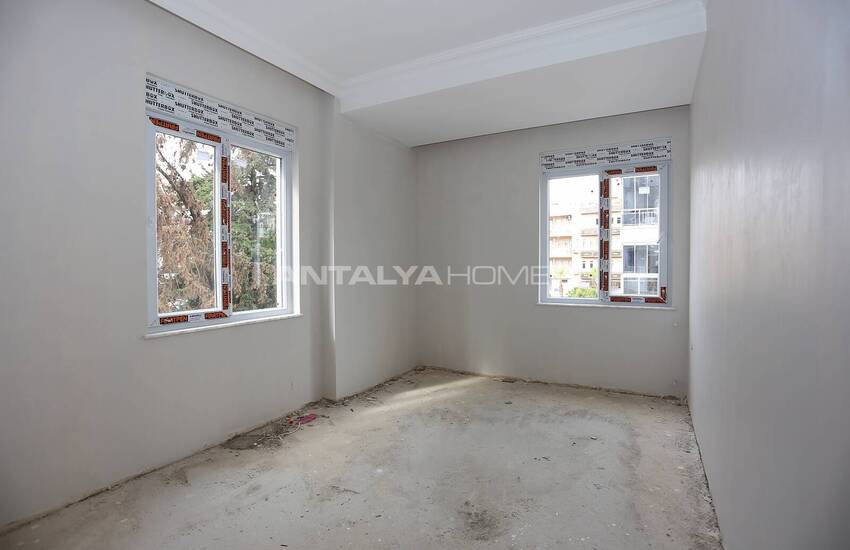 New Real Estate in an Advantageous Location in Muratpasa 9