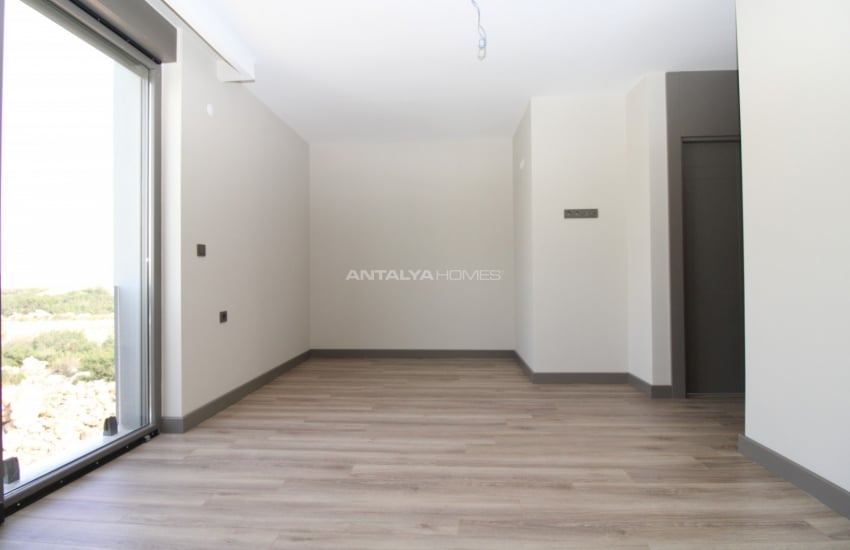 Antalya Kemerağzı'nda Deniz Manzaralı Müstakil Villa 22