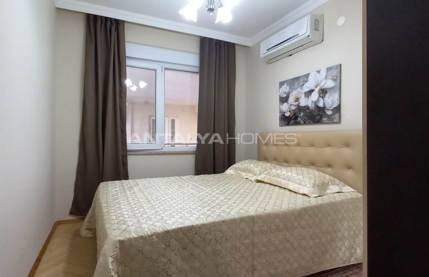 Turnkey Flat Within Walking Distance of Sea in Muratpasa 16