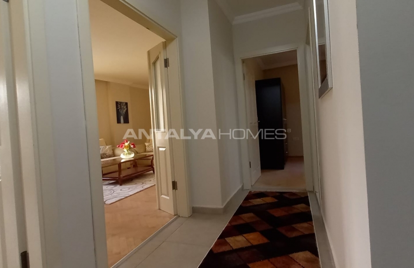 Turnkey Flat Within Walking Distance of Sea in Muratpasa 19