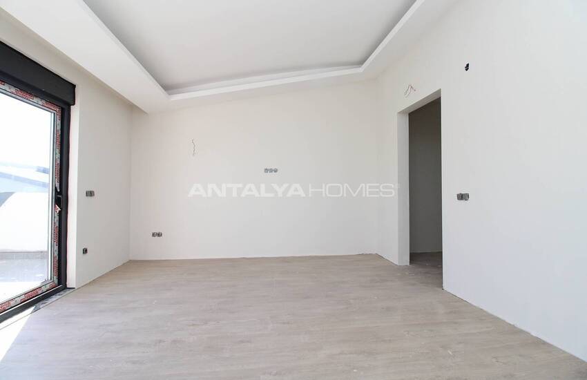 Villa with a Lift and Private Garden in Guzeloba Antalya 18