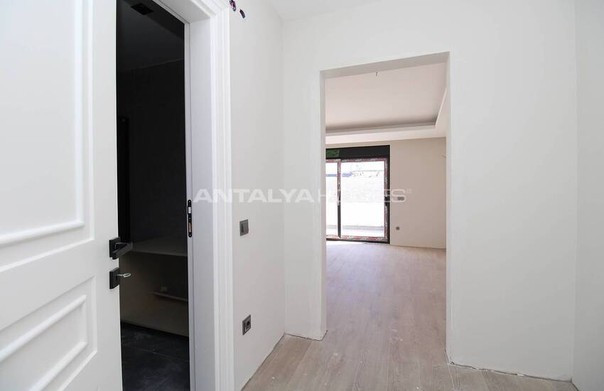 Villa with a Lift and Private Garden in Guzeloba Antalya 28