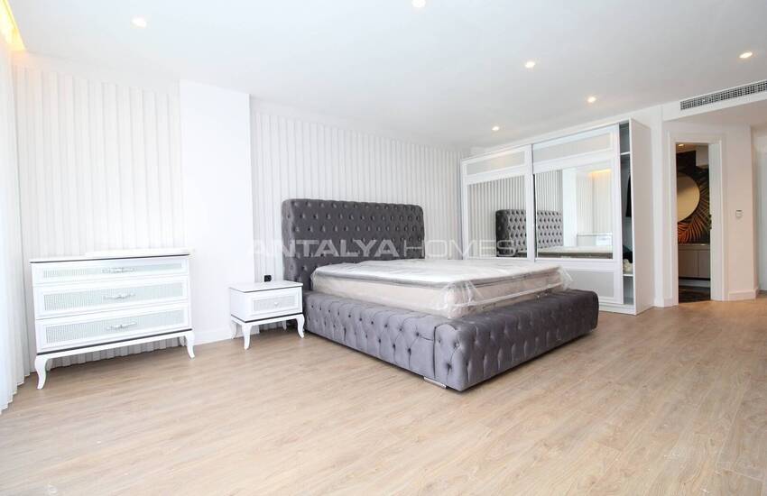 Güzeloba'da Oturmaya Hazır Eşyalı Müstakil Villa 9