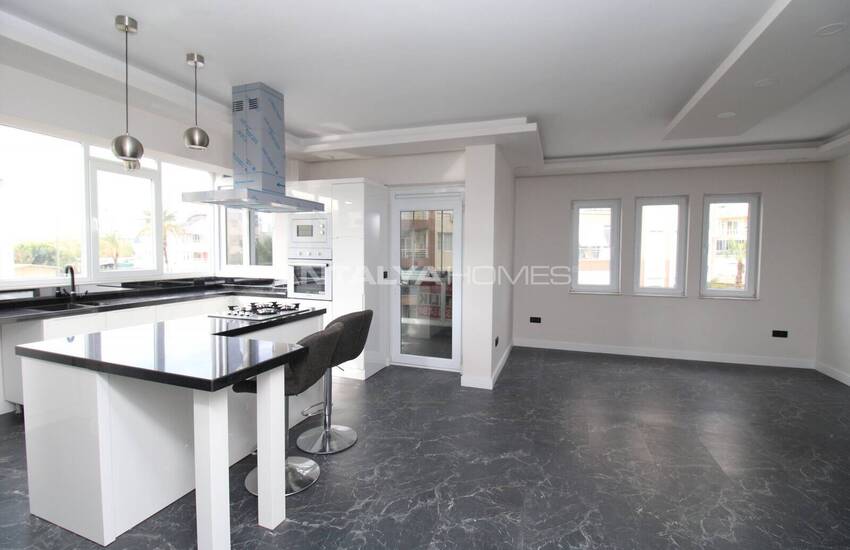 Appartement Avec Vaste Terrasse Près De La Mer À Antalya 7