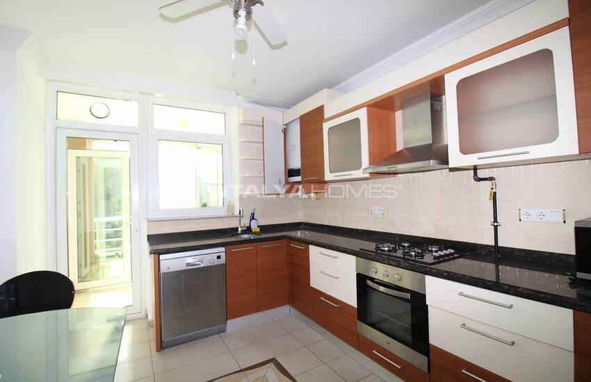 Ready to Move Apartment in a Complex in Lara Antalya 26