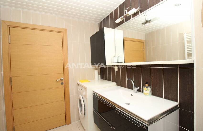 Ready to Move Apartment in a Complex in Lara Antalya 29