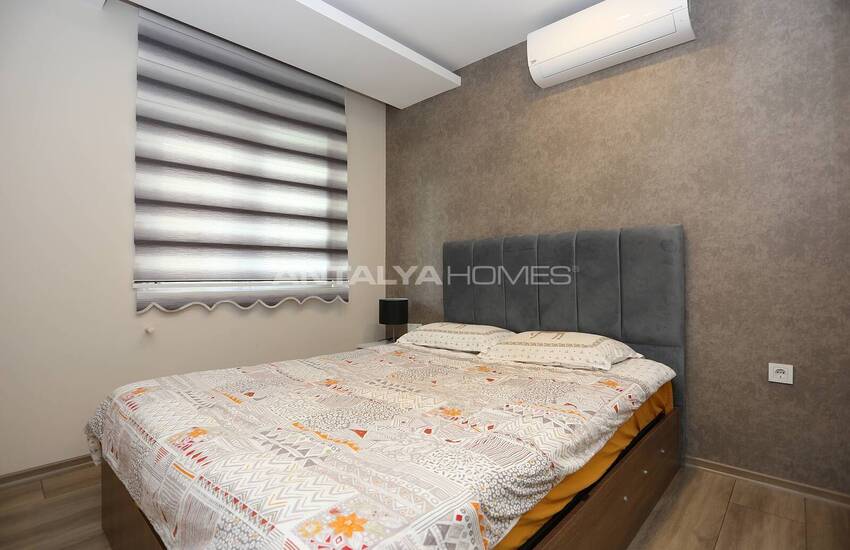 Furnished Property in a Complex with Pool in Antalya Konyaalti 9