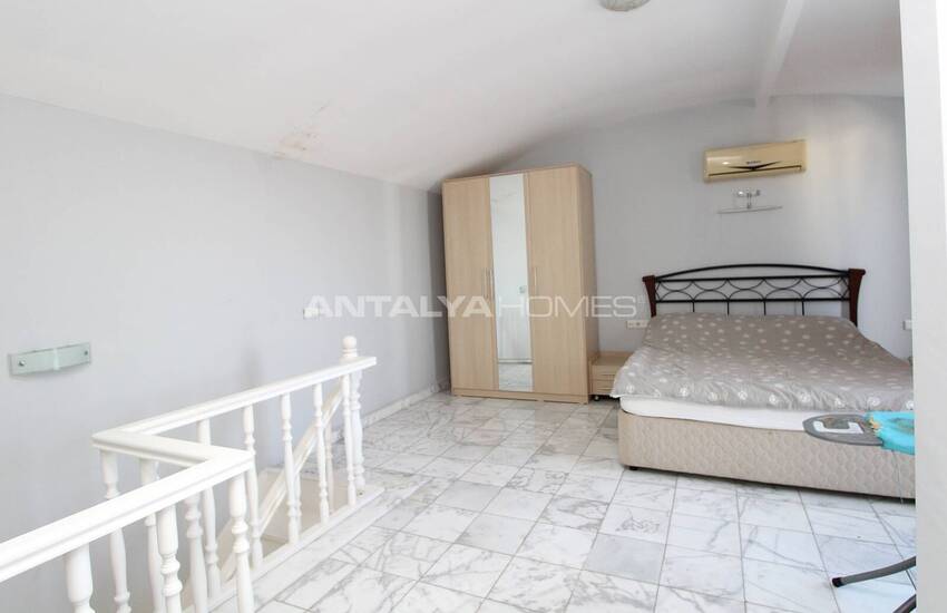 Key-ready Furnished Apartment in Complex with Pool in Belek 23