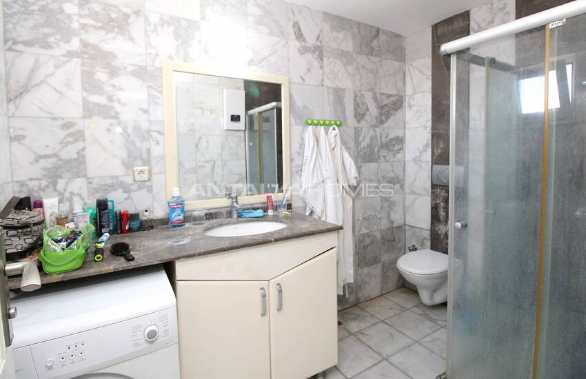 Key-ready Furnished Apartment in Complex with Pool in Belek 30