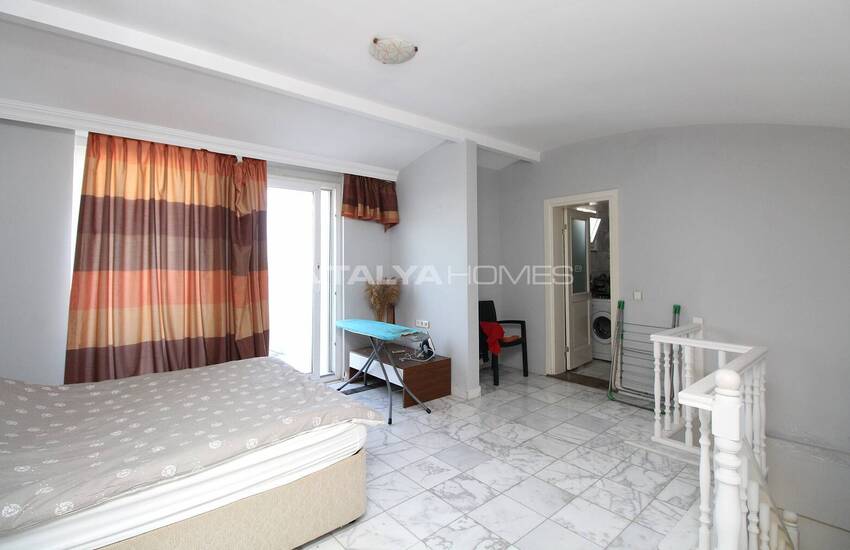 Key-ready Furnished Apartment in Complex with Pool in Belek 22