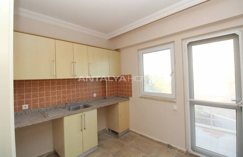 آپارتمان های بزرگ در نزدیکی امکانات اجتماعی در کادریه، ترکیه 28