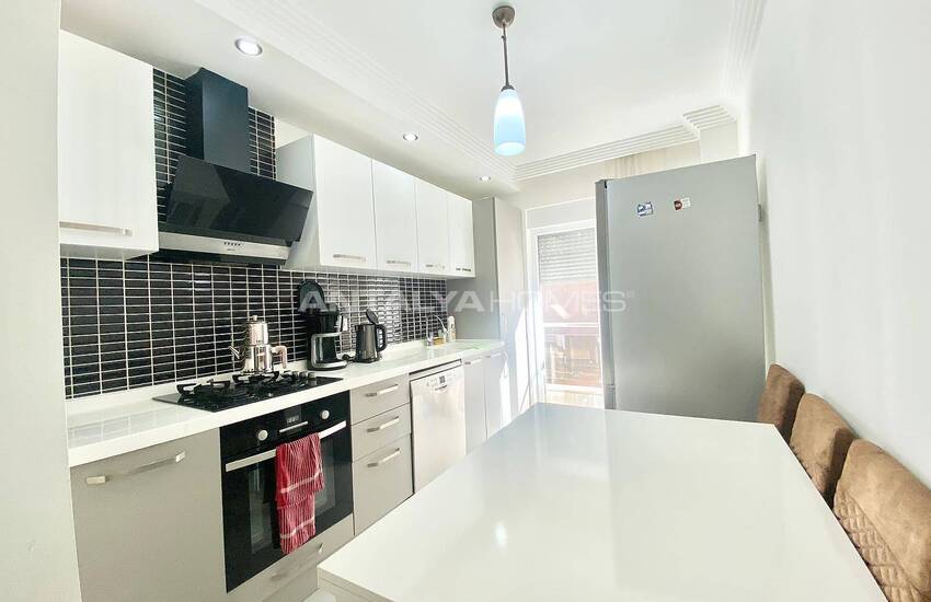 Well-located 2-bedroom Apartment in Antalya Muratpasa 11