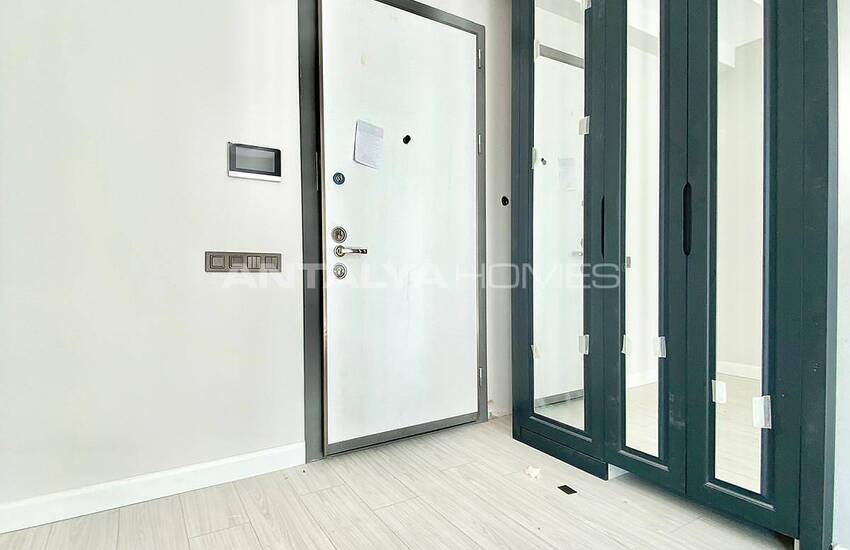 Stylish Flat in a Complex Close to the Sea in Muratpasa 15