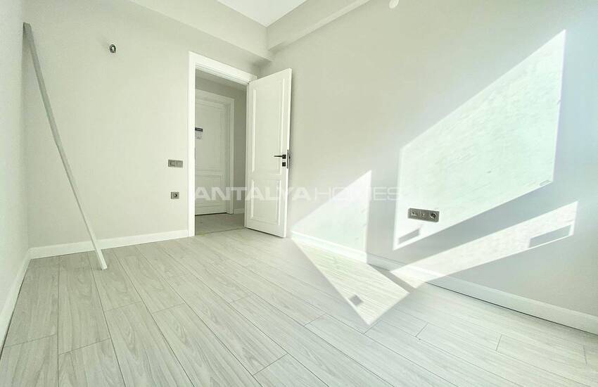 Stylish Flat in a Complex Close to the Sea in Muratpasa 18